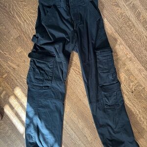 Abercrombie & Fitch women’s black Cargo Pants